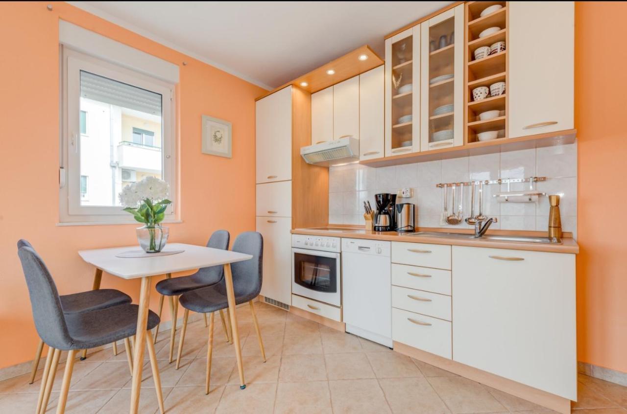 The Best Old Town View Apartment, 5 Min Walk, Parking Trogir Zewnętrze zdjęcie